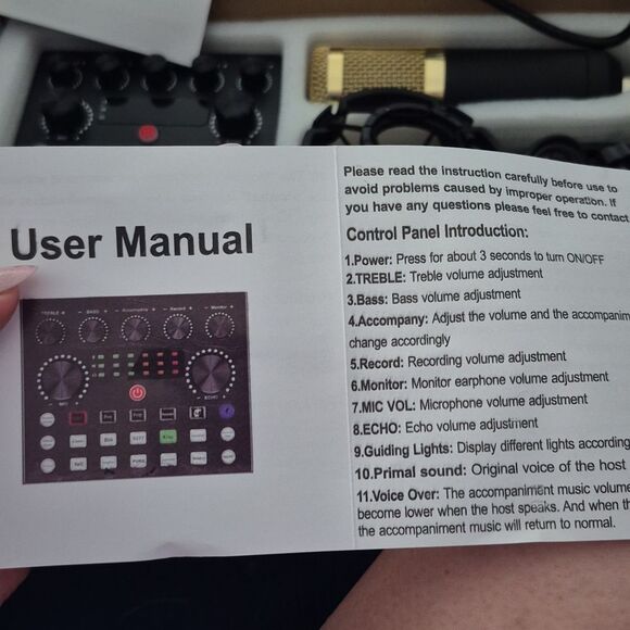 💲2️⃣0️⃣ Bundled ✔️All-In-One Podcast Device Bundle with Gold Microphone - Picture 7 of 13